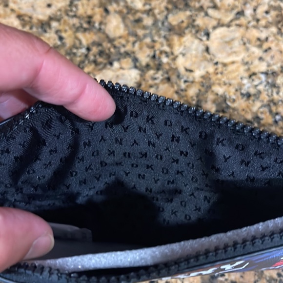 Black multicolored DKNY Tilly Wristlet - Picture 2 of 5